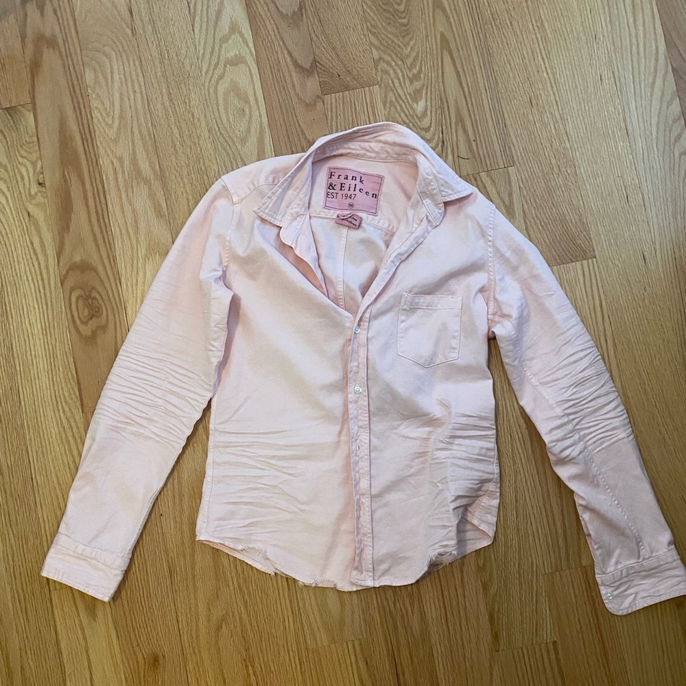 Frank & Eileen button up soft pink shirt